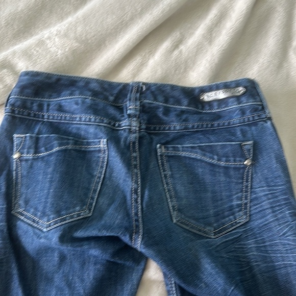 EXPRESS JEANS. Worn. Still in great condition. Size 0. Low rise. Bootcut. - Picture 4 of 5
